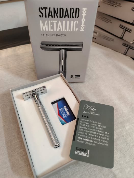PI1 Standard Metallic DE Razor
